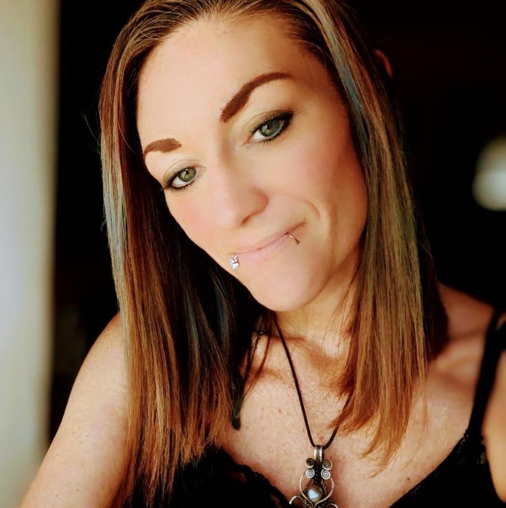 Meet your Posher, Sarahlynn